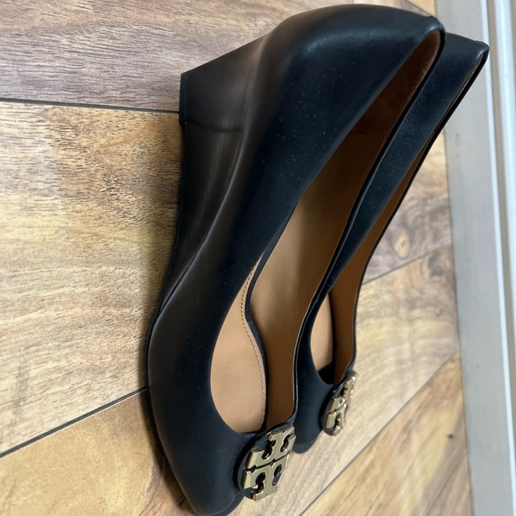 Tory Burch Claire 65mm Calf Leather Open Toe Wedges Size 7 - Picture 3 of 8